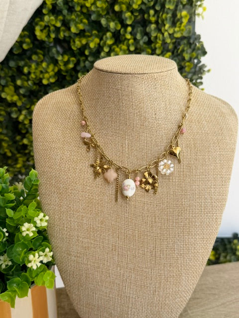 COLLIER DORÉ PENDENTIFS FLEURS ROSE & OR