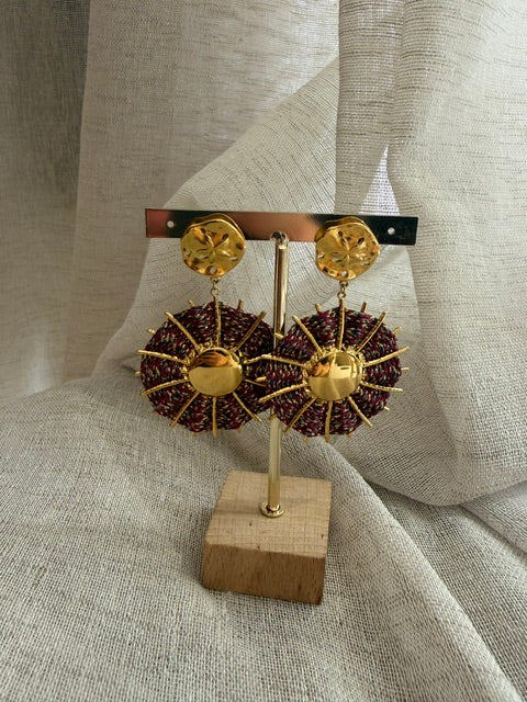 BOUCLES D'OREILLES DORÉES SOLEIL BORDEAUX