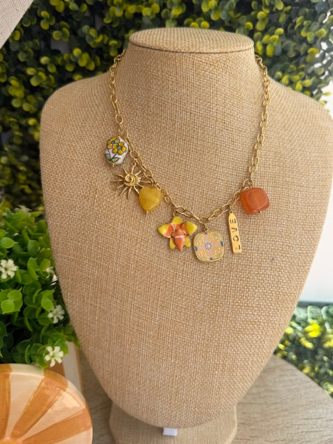COLLIER DORÉ PENDENTIFS JAUNE