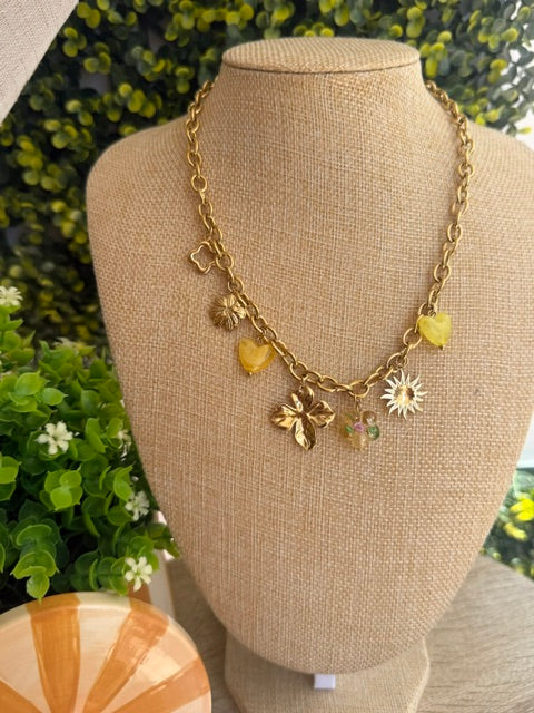 COLLIER BRELOQUE OR & JAUNE COEUR