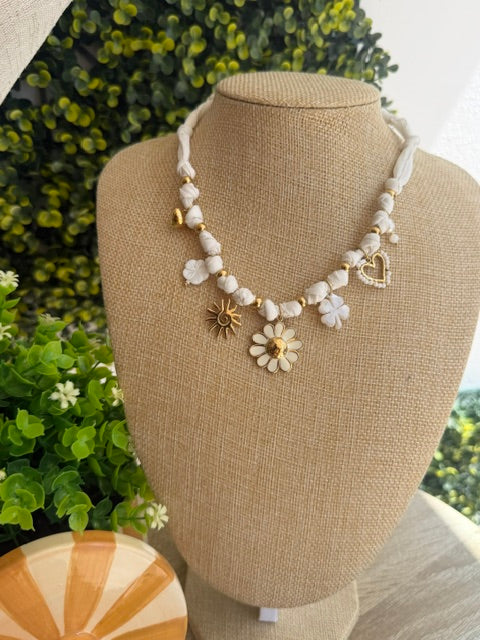 COLLIER BLANC SOLEIL