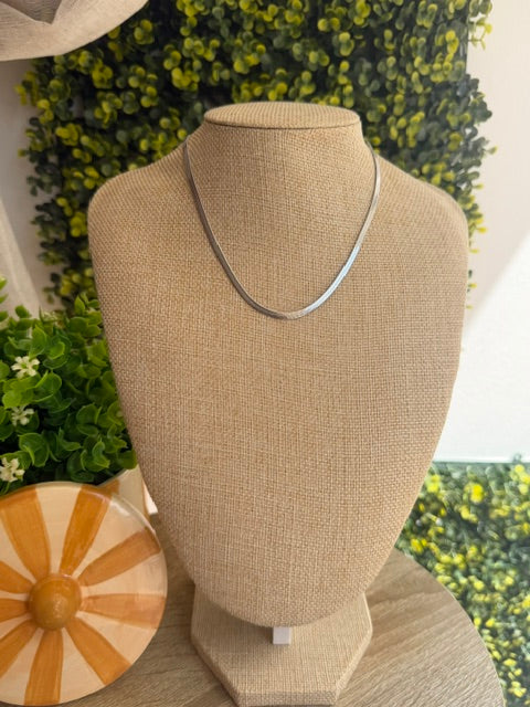COLLIER FIN ARGENT